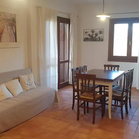 Capo Figari 15, Spazioso Nel Centro Di Con Terrazza, Wi-fi, Parcheggio Gratuito Appartement Golfo Aranci