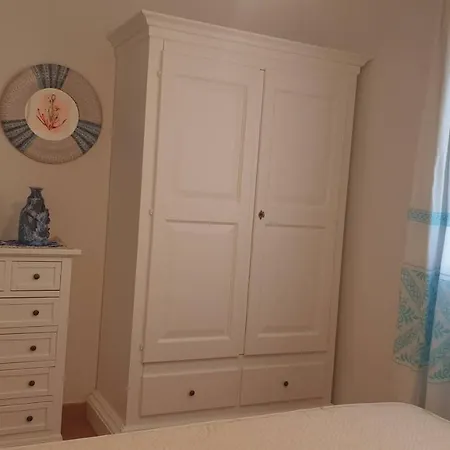 Capo Figari 15, Spazioso Nel Centro Di Con Terrazza, Wi-fi, Parcheggio Gratuito *