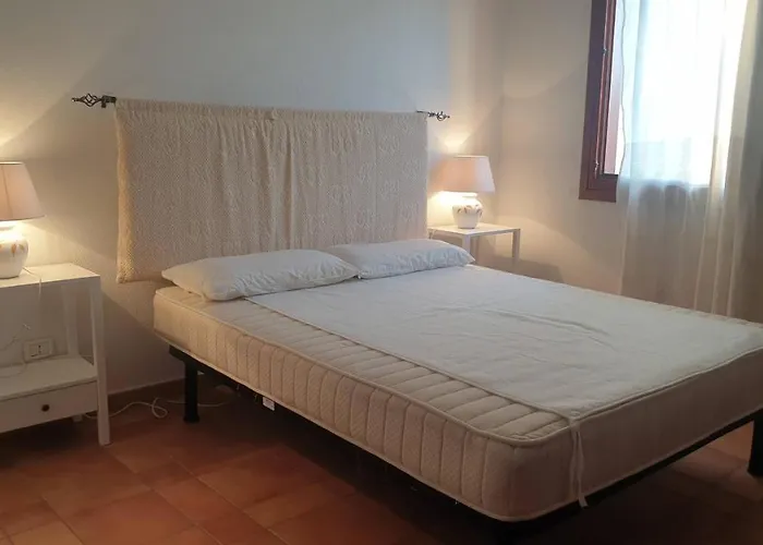 Апартаменты Capo Figari 15, Spazioso Nel Centro Di Con Terrazza, Wi-fi, Parcheggio Gratuito Гольфо-Аранчи